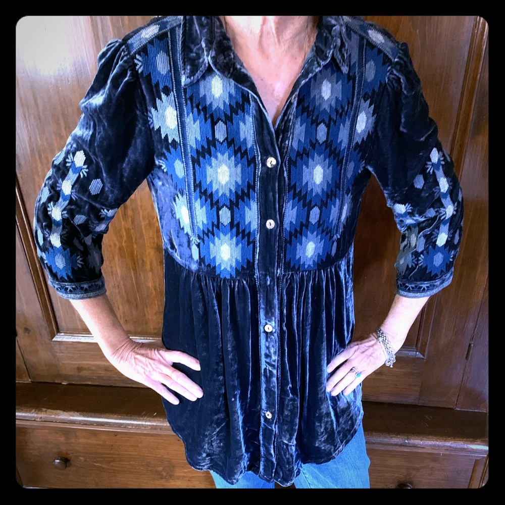 Johnny Was Blue Velvet Top Shirt Embroidered
